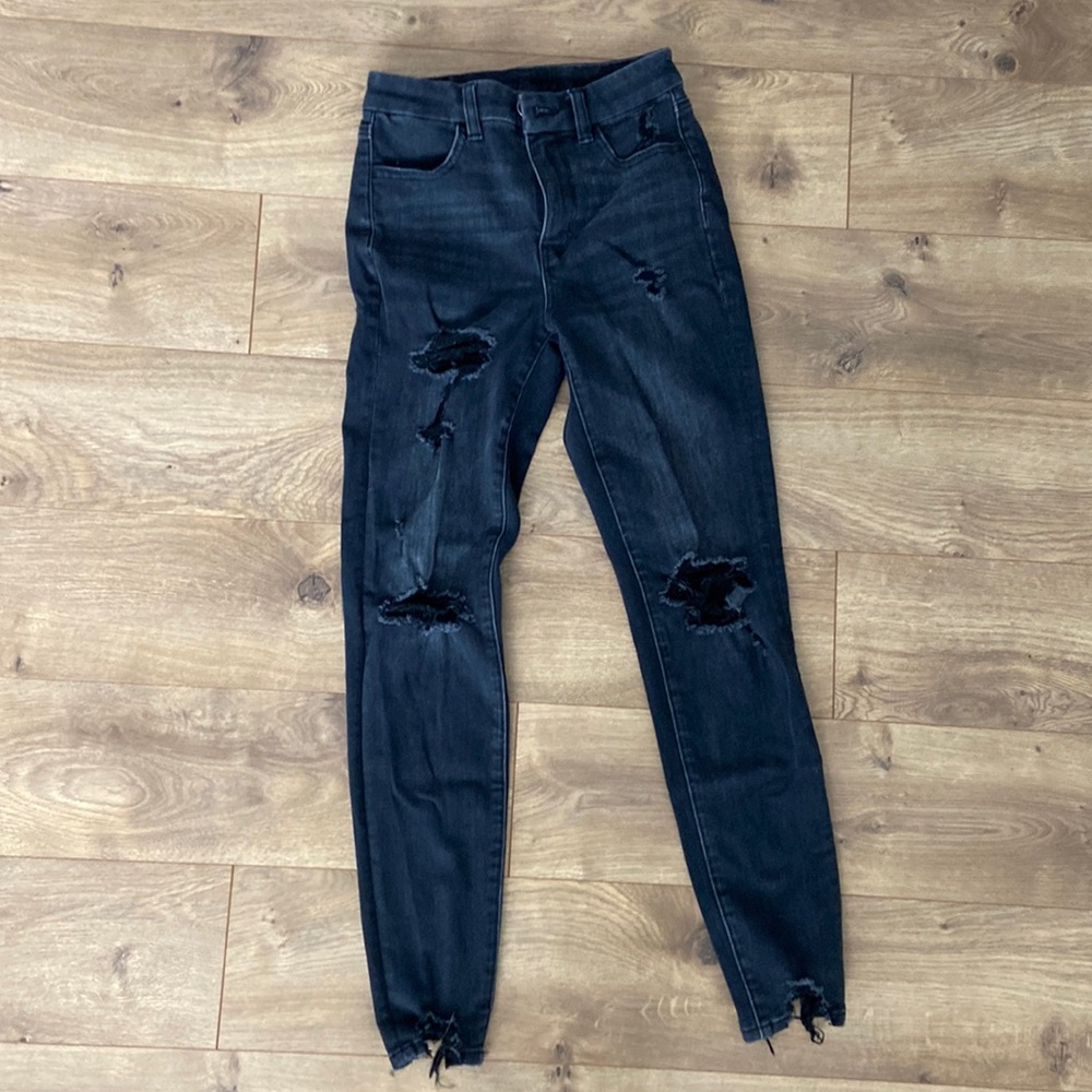 black ripped ae skinny jeans